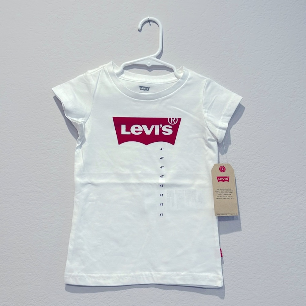 Levi’s kids Cotton Short Sleeve Batwing Logo T-Shirt size:4
